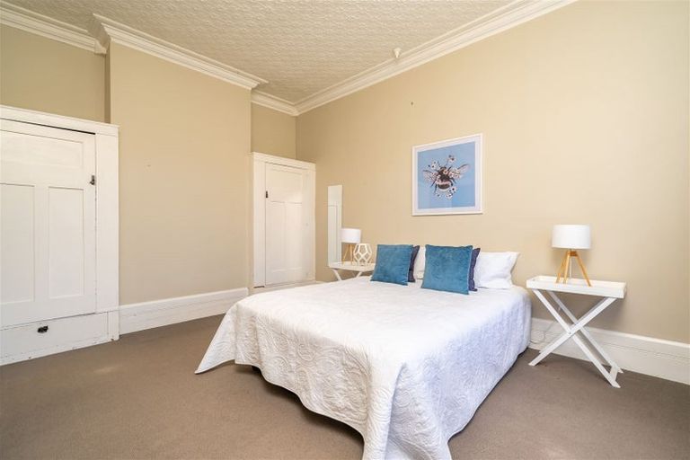 Photo of property in 69 Hargest Crescent, Saint Clair, Dunedin, 9012