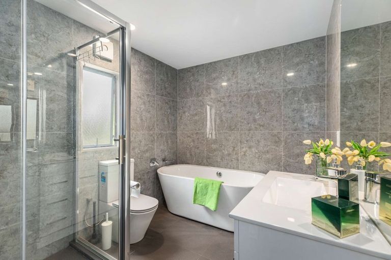 Photo of property in 48d Arawa Street, New Lynn, Auckland, 0600