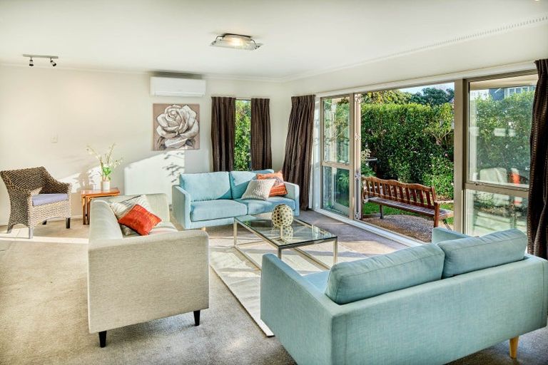 Photo of property in 1/6 Cornwall Street, Hutt Central, Lower Hutt, 5010