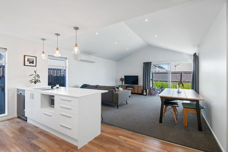 Photo of property in 7 Grey Way, Russley, Christchurch, 8042