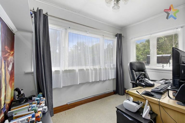Photo of property in 457 Stokes Valley Road, Stokes Valley, Lower Hutt, 5019