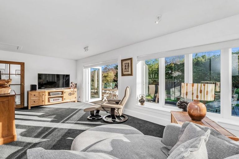 Photo of property in 11 Aynsley Terrace, Hillsborough, Christchurch, 8022