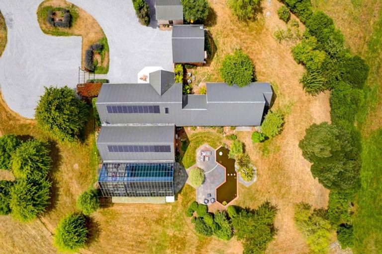 Photo of property in 923 Hoskyns Road, West Melton, Christchurch, 7671