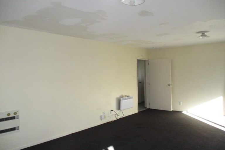 Photo of property in 5a Tonga Place, Riccarton, Christchurch, 8041