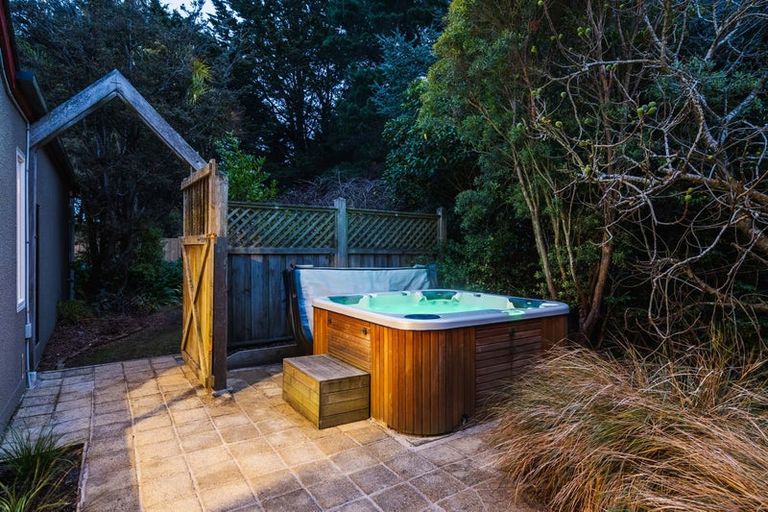 Photo of property in 109 Cliffs Road, Saint Clair, Dunedin, 9012