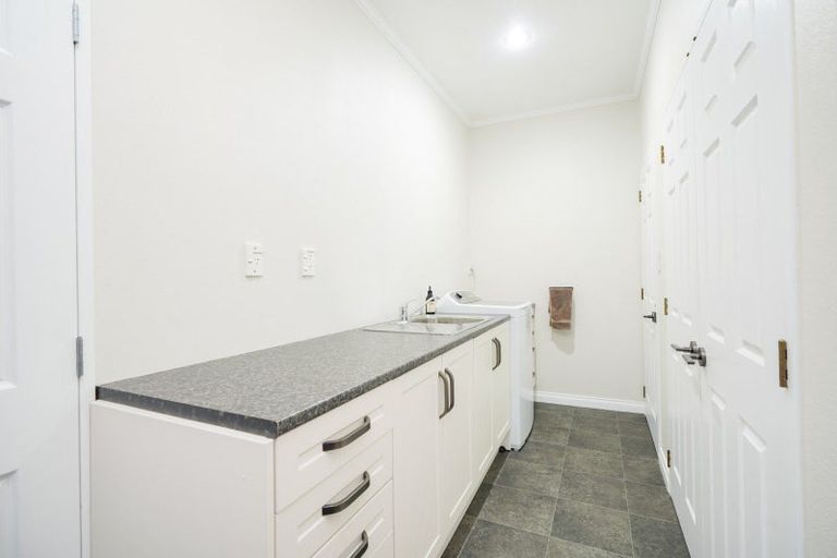 Photo of property in 73 Moana Street, Rosedale, Invercargill, 9810