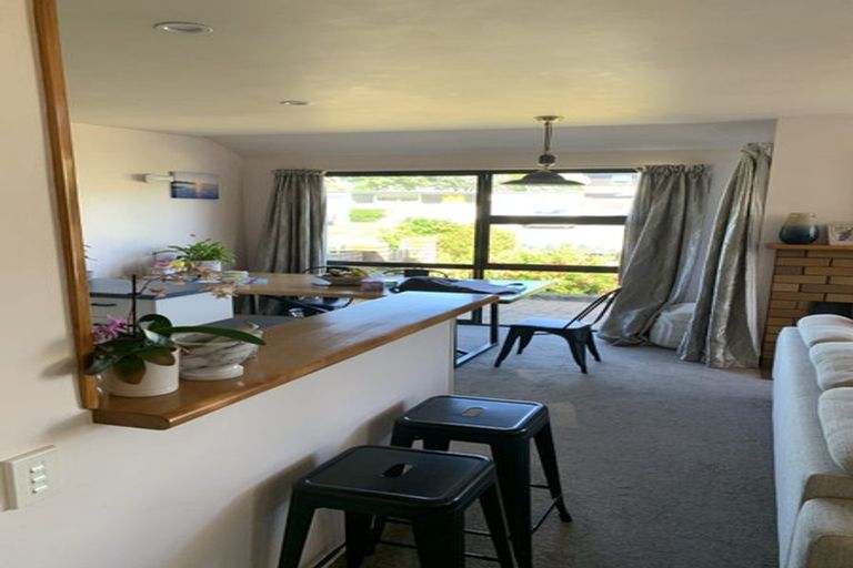 Photo of property in 1/4u Richard Street, Titahi Bay, Porirua, 5022