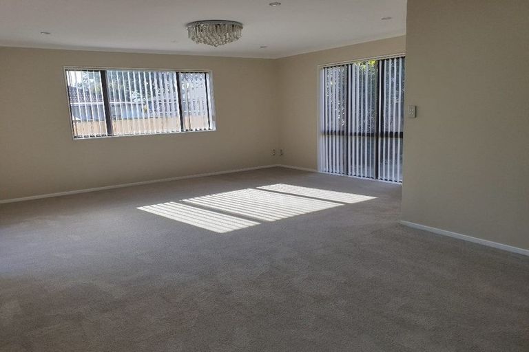 Photo of property in 50b Pinedale Place, Henderson, Auckland, 0610