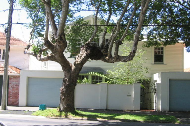 Photo of property in 114 Upland Road, Kelburn, Wellington, 6012