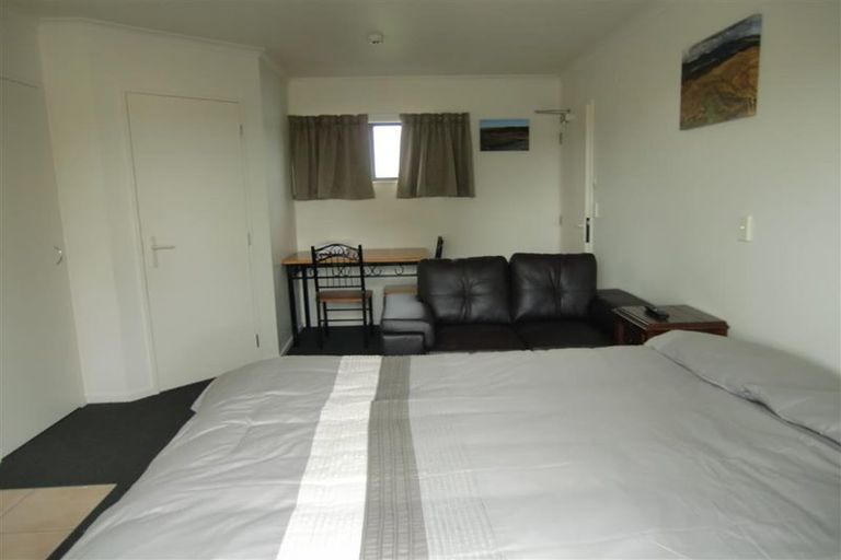 Photo of property in 11 Ruahine Street, Roslyn, Palmerston North, 4414
