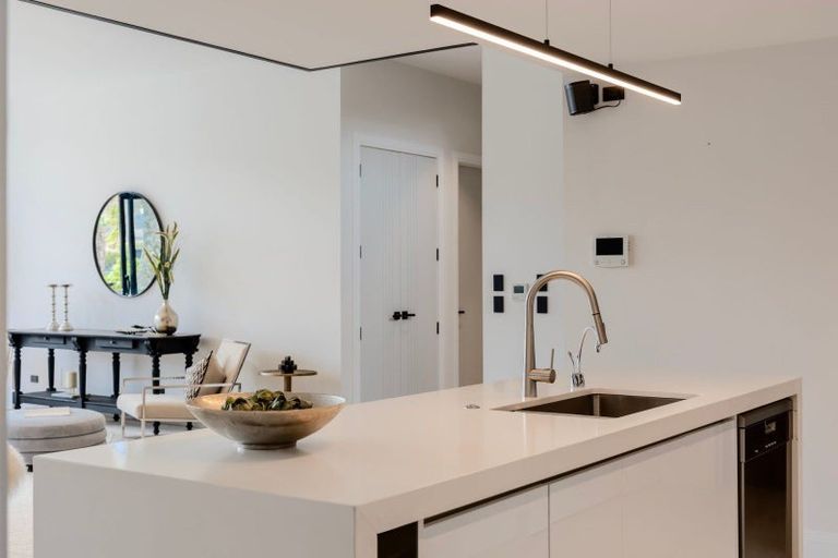 Photo of property in 218a Lake Road, Hauraki, Auckland, 0622