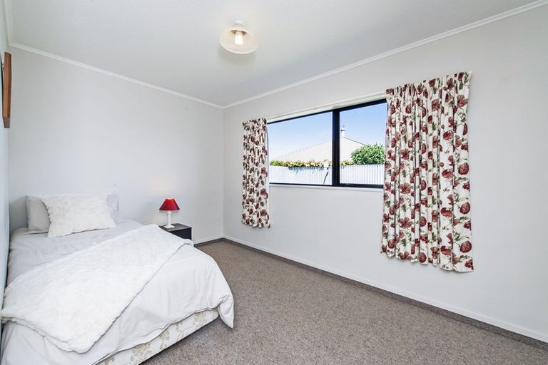 Photo of property in 1 Devon Crescent, Darfield, 7510