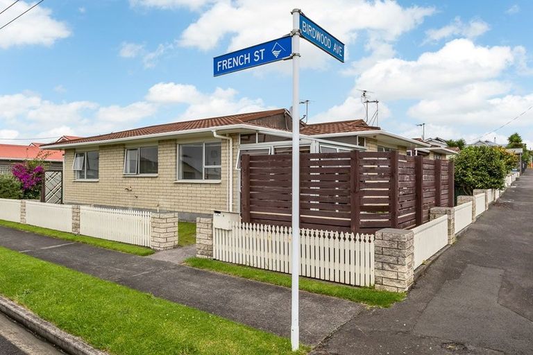 Photo of property in 1/4 French Street, Moturoa, New Plymouth, 4310