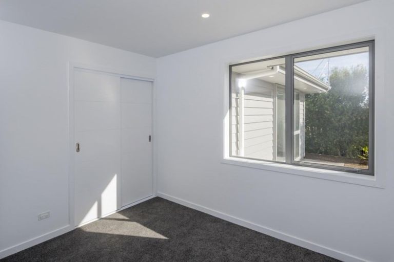 Photo of property in 25 Barry Curtis Place, Levin, 5510
