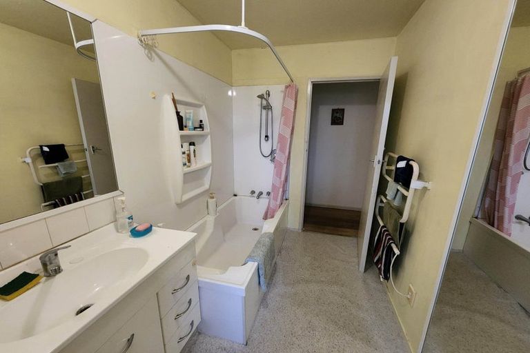 Photo of property in 15/1a Wainui Road, Waiwhetu, Lower Hutt, 5010