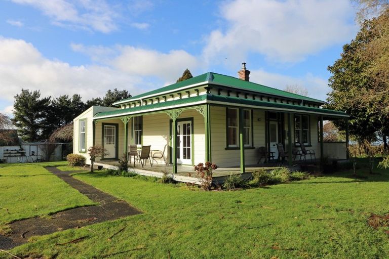Photo of property in 1530 Manaia Road, Kaponga, Hawera, 4679