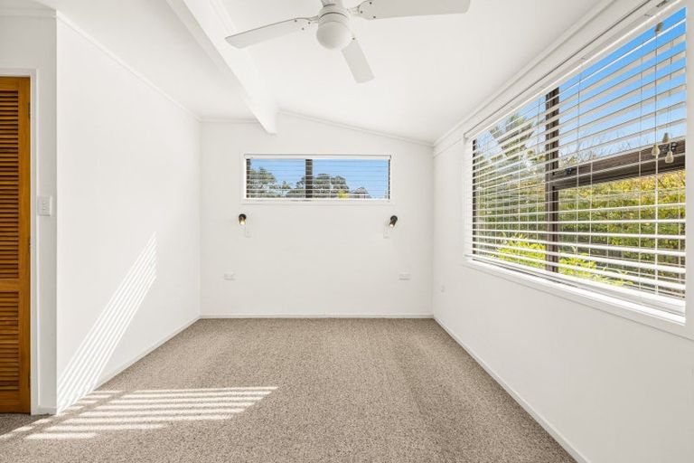 Photo of property in 27 Point Wells Road, Point Wells, Warkworth, 0986