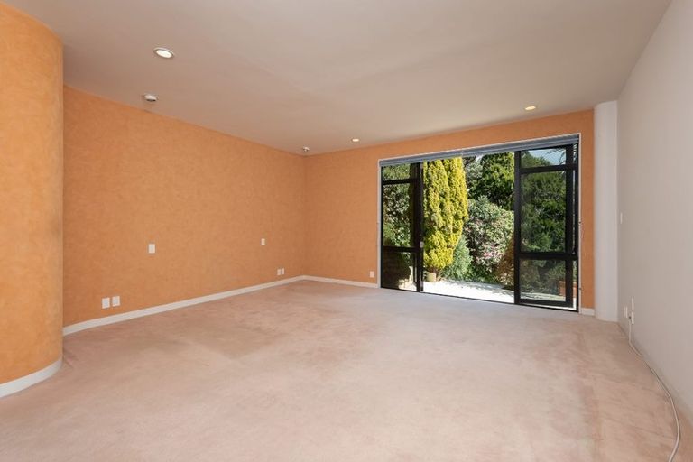 Photo of property in 65 Nevay Road, Miramar, Wellington, 6022