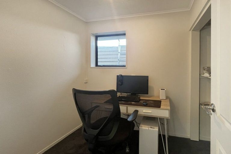 Photo of property in 55 Raglan Avenue, Cloverlea, Palmerston North, 4412