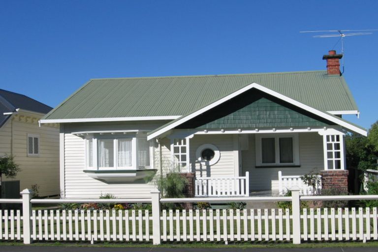 Photo of property in 210 Clifford Street, Whataupoko, Gisborne, 4010