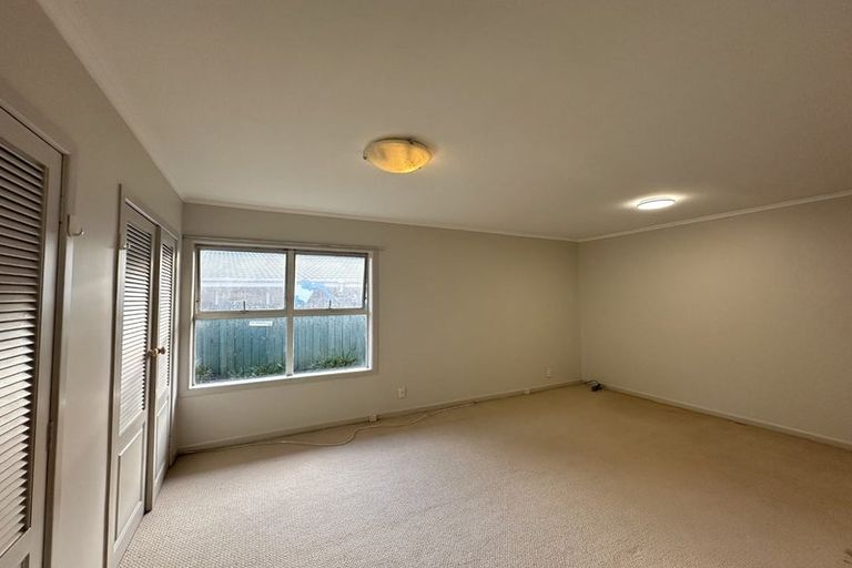 Photo of property in 13 The Boulevard, Sunnyhills, Auckland, 2010