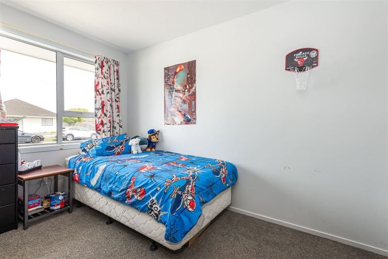 Photo of property in 4a Brentwood Street, Parklands, Christchurch, 8083