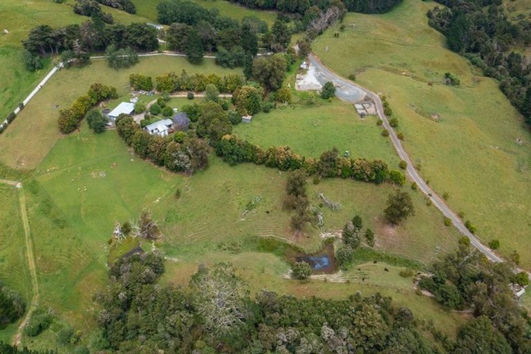 Property details for 98 Corlett Road, Tauhoa, Wellsford, 0973
