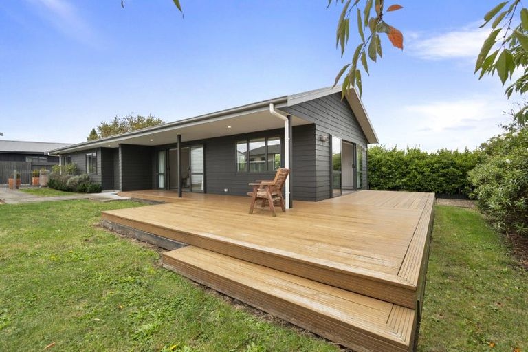 Photo of property in 11 Wescombe Grove, Feilding, 4702