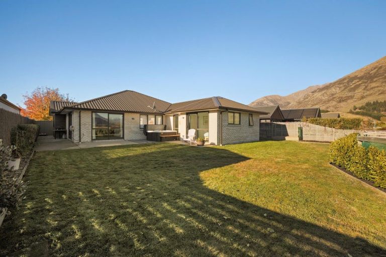 Photo of property in 21 Marston Road, Lower Shotover, Queenstown, 9304
