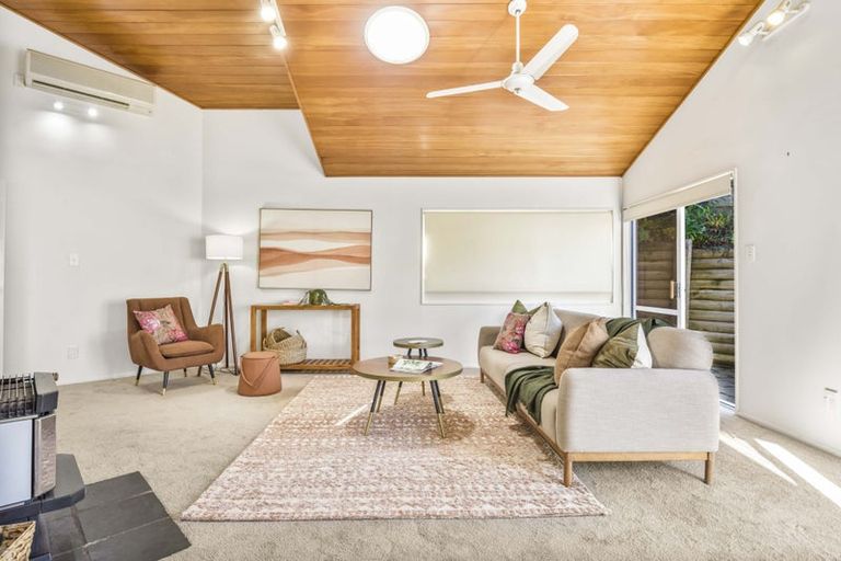 Photo of property in 49 Swann Beach Road, Stanmore Bay, Whangaparaoa, 0932
