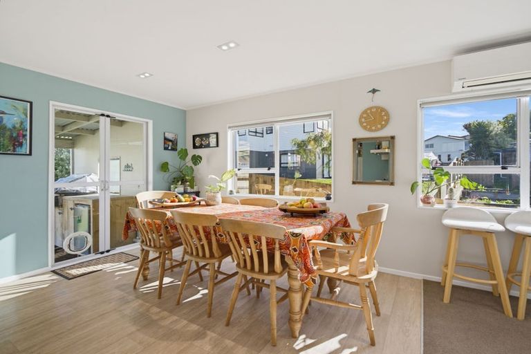 Photo of property in 3 Awatere Place, Snells Beach, 0920