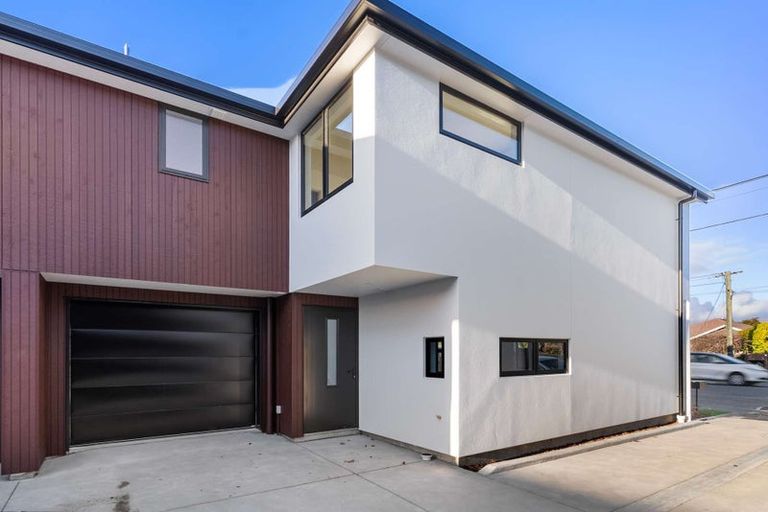 Photo of property in 2/41 Wychbury Street, Spreydon, Christchurch, 8024