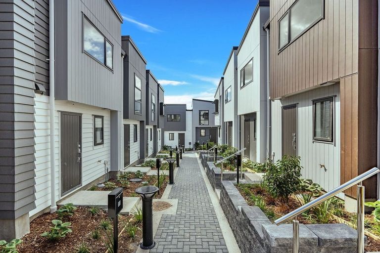 Photo of property in 50 Raupeti Lane, Henderson, Auckland, 0612