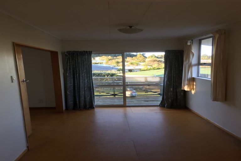 Photo of property in 2 Nikau Place, Parahaki, Whangarei, 0112