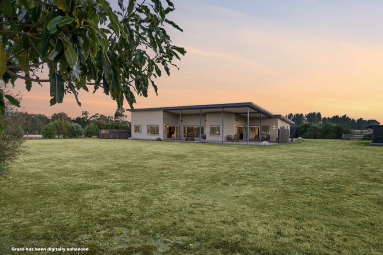 Photo of property in 442 Double Corner Road, Amberley, 7481