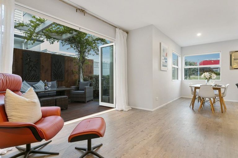 Photo of property in 45 De Havilland Road, Hobsonville, Auckland, 0616