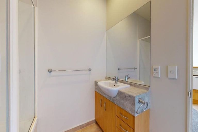 Photo of property in Stadium Garden Flats, 314/107 Thorndon Quay, Pipitea, Wellington, 6011