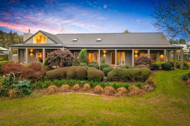 Photo of property in 44 Dale Road, Ramarama, Drury, 2579