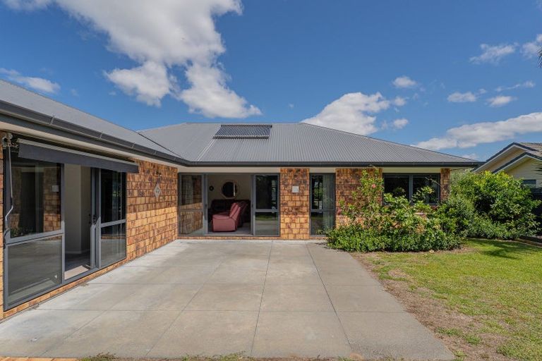 Photo of property in 29 Wells Place, Whitianga, 3510