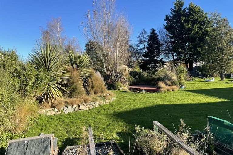 Photo of property in 42 Pasture Street, Lumsden, 9730