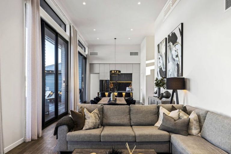 Photo of property in 13 Awatea Drive, Whitianga, 3510