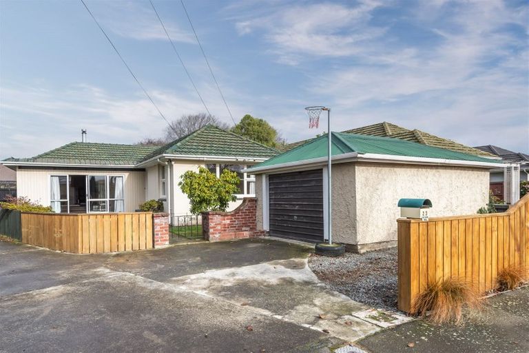 Photo of property in 23 Mappleton Avenue, Burnside, Christchurch, 8053