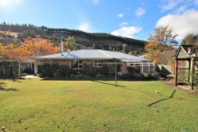 Photo of property in 35 Hazlett Street, Clyde, 9330