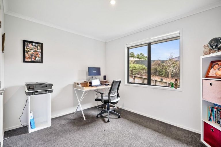 Photo of property in 25 Lake Drive, Tikipunga, Whangarei, 0112