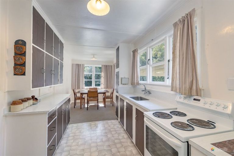 Photo of property in 200 Whites Line East, Waiwhetu, Lower Hutt, 5010