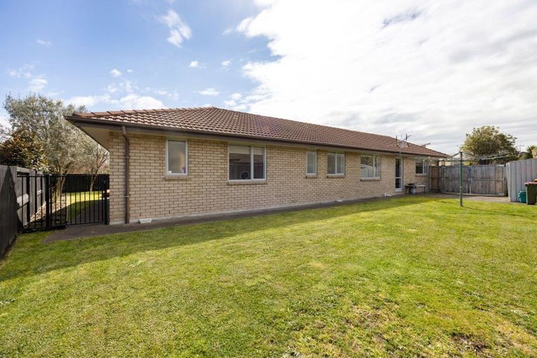 Photo of property in 5 Compton Grove, Huntington, Hamilton, 3210