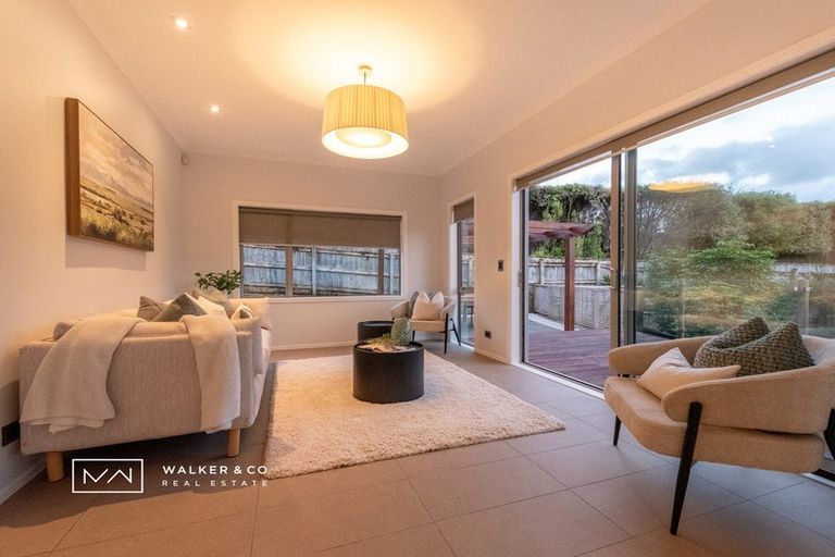 Photo of property in 25a Riverstone Drive, Riverstone Terraces, Upper Hutt, 5018