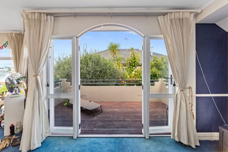 Photo of property in 50c Maunganui Road, Mount Maunganui, 3116