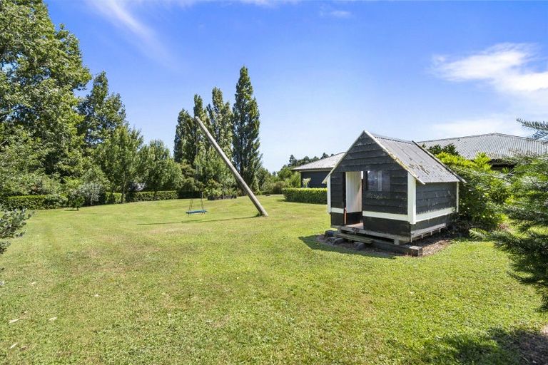 Photo of property in 38 Kingsdale Park Drive, Aokautere, Palmerston North, 4471