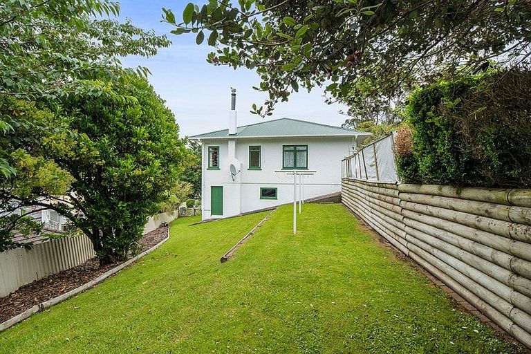 Photo of property in 215 Ngamotu Road, Spotswood, New Plymouth, 4310